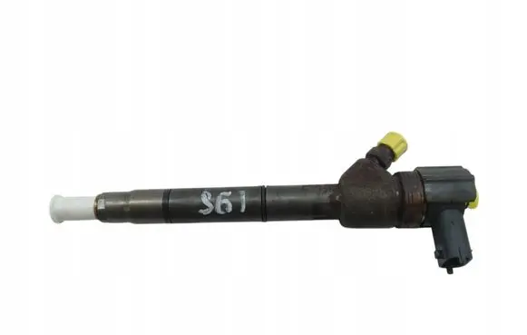 Hyundai i30 Fuel injector 0445110256