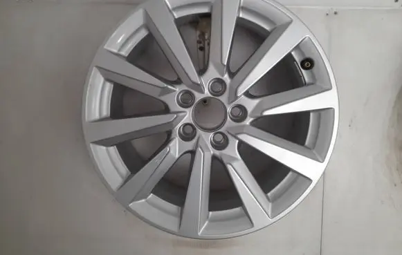 Audi A1 R16 alloy rim 82A601025C