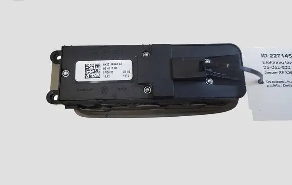 Jaguar XF X250 Electric window control switch 8X2314540AE