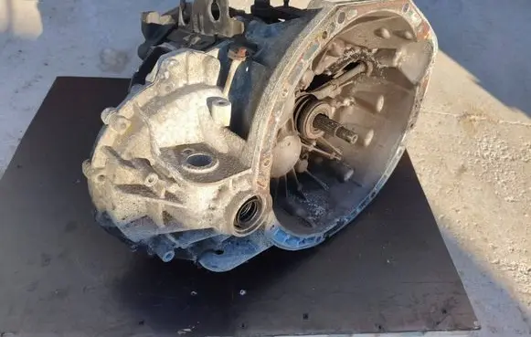 Renault Trafic II (X83) Manual 6 speed gearbox PF6010