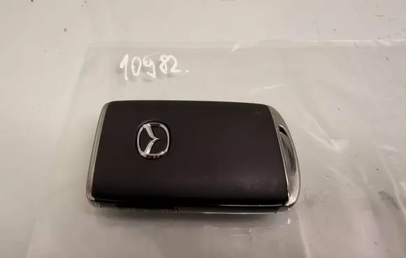 Mazda CX-30 Ignition key/card SKE11E01