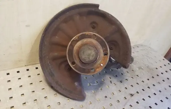 Volkswagen PASSAT B8 Rear wheel hub