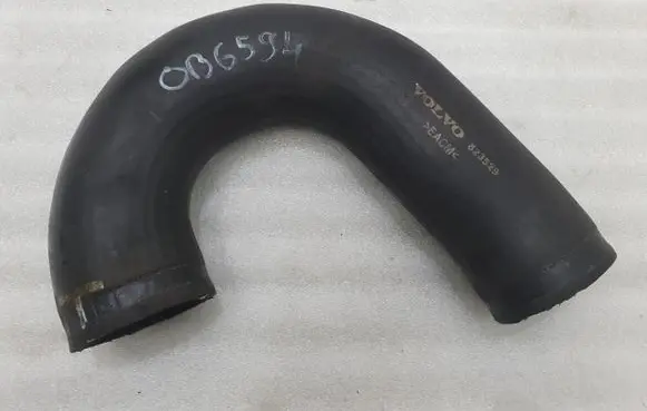 Volvo S40, V40 Intercooler hose/pipe 823529