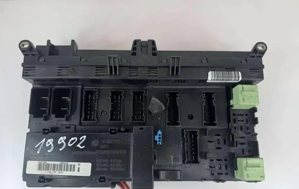 BMW X5 E53 Fuse module 8380407