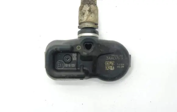 Toyota RAV 4 (XA50) Tire pressure sensor 3AA07F9