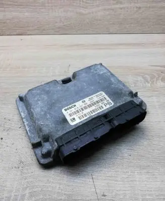 Opel Astra G Engine control unit/module ECU 24417167 0281010267