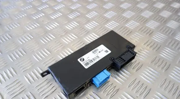 BMW 5 F10 F11 Gateway control module 9243210