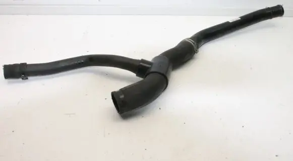 Porsche Boxster 986 Engine coolant pipe/hose 99610661554