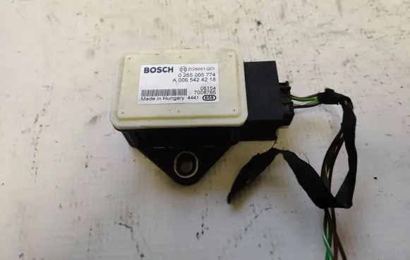 Volkswagen Crafter ESP acceleration yaw rate sensor A0065424218