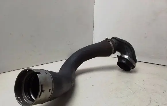 Opel Insignia A Air intake hose/pipe