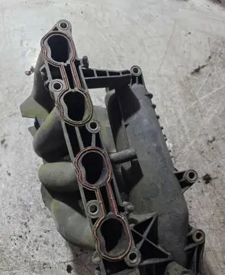 Ford Focus Intake manifold 