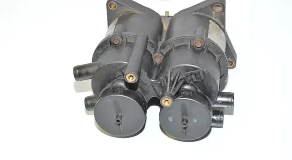 BMW 7 E65 E66 Oil breather separator 2248284