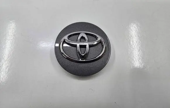 Toyota RAV 4 (XA40) Original wheel cap 775150030297