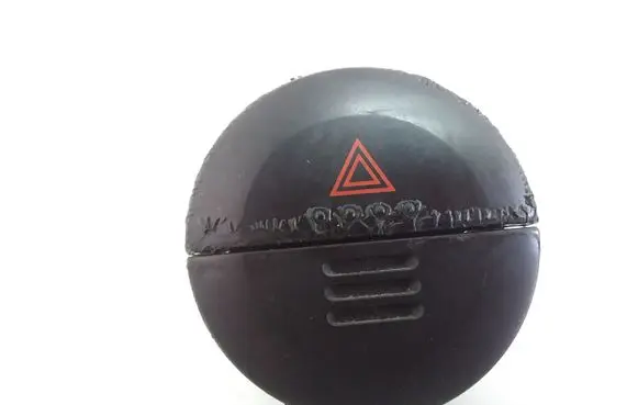 Nissan X-Trail T30 Hazard light switch