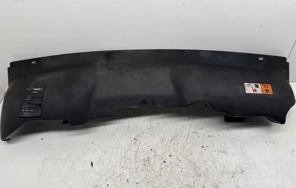 Ford Focus Radiator trim 8M5116613AA