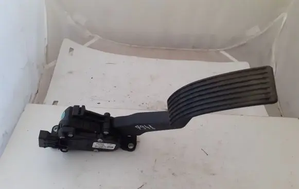 Alfa Romeo Brera Accelerator throttle pedal 60695128 6PV00886000