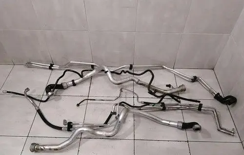 Porsche 911 997 Oil cooling pipe 99710661002