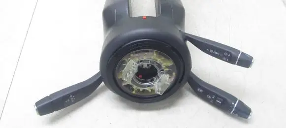 Wiper turn signal indicator stalk/switch