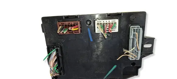 Renault Trafic III (X82) BSM Control unit 284B18533R 524AI