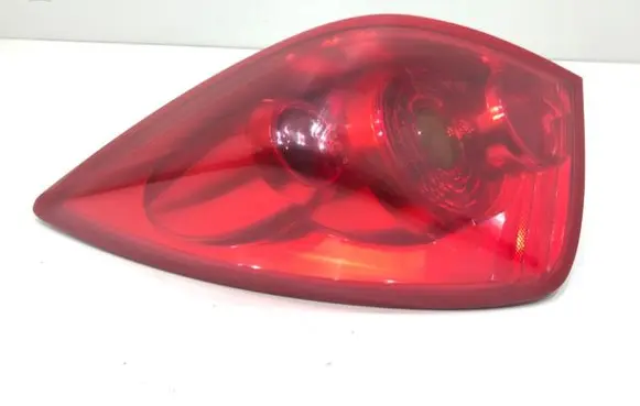 Nissan Primera Rear/tail lights