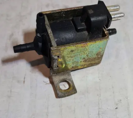 Mercedes-Benz C W202 Secondary air pump 5690130F00 0015408697 EV0001