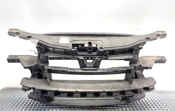 Volkswagen Touran I Front bodywork piece 1T0805588
