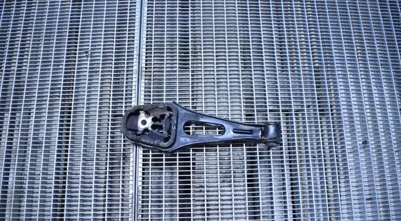 Ford Transit Custom Gearbox mount 