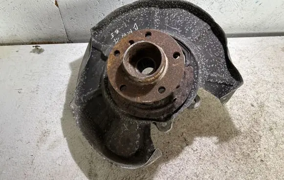 BMW 7 E65 E66 Rear wheel hub