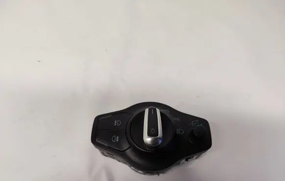 Light switch