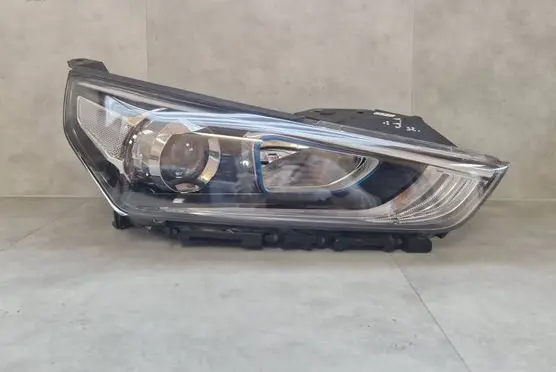 Hyundai Ioniq Headlight/headlamp 92102G2