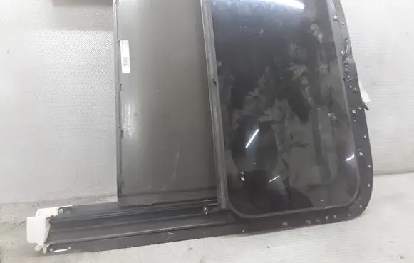 Audi A6 S6 C5 4B Sunroof glass 