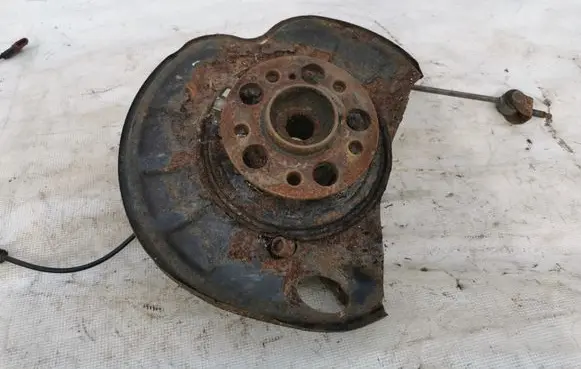 Mercedes-Benz S W221 Rear wheel hub