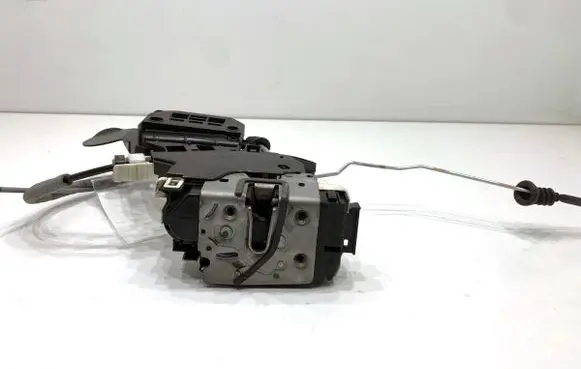 Mercedes-Benz GLE (W166 - C292) Front door lock A1667200435