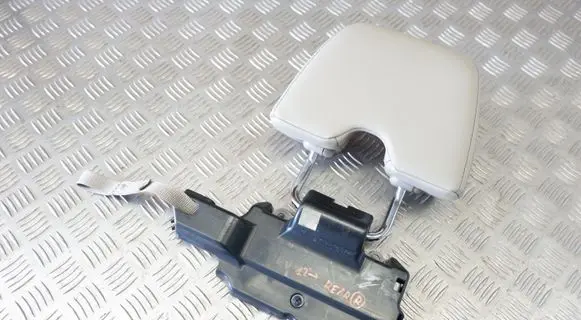 Honda CR-V Rear seat headrest 