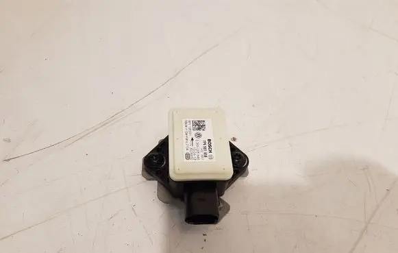 Volkswagen Touareg II ESP acceleration yaw rate sensor 7P6907658
