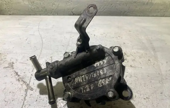 Mitsubishi ASX Vacuum pump