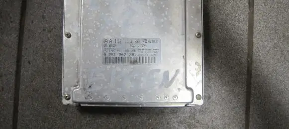 Mercedes-Benz E W211 Engine control unit/module A1121532679