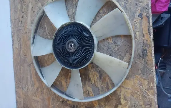 Mercedes-Benz Sprinter W906 Viscous fan clutch LDA7RF420