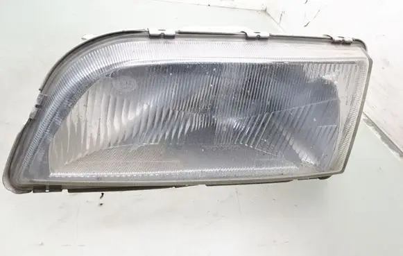 Volvo S40, V40 Headlight/headlamp 14556100