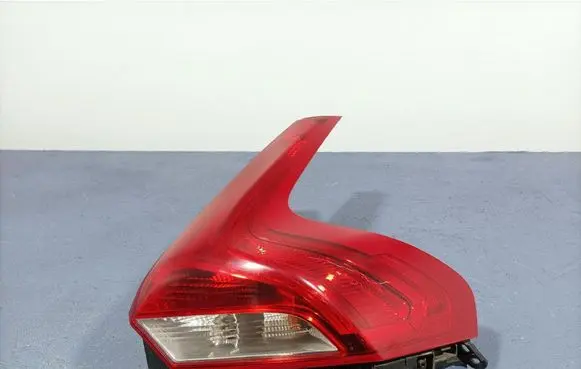 Volvo V40 Rear/tail lights 31395845