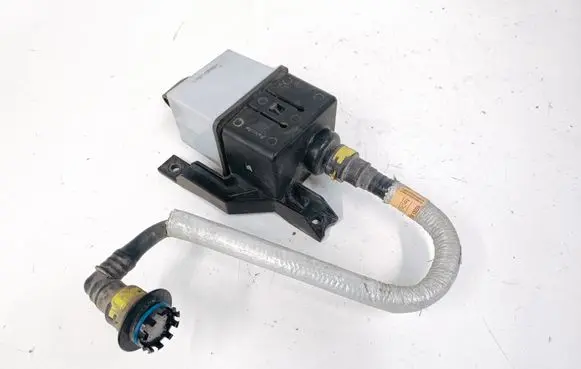 Active carbon filter fuel vapour canister