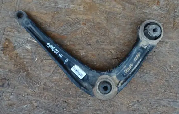 Citroen Jumpy Front lower control arm/wishbone 9816863580