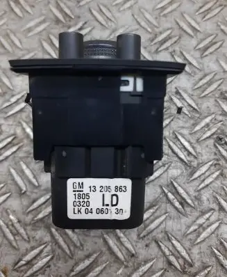 Opel Zafira B Light switch