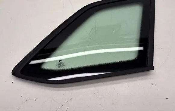 Skoda Fabia Mk3 (NJ) Rear side window DOT24M189AS2