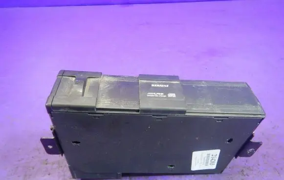 Renault Espace - Grand espace IV CD/DVD changer 8200207100