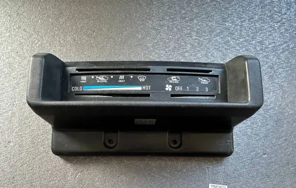 Nissan Patrol 160 Climate control/heater control trim 27571C6000