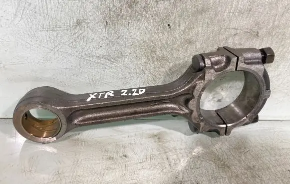 Nissan X-Trail T30 Connecting rod/conrod 