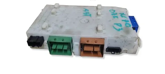 Volvo XC70 Fuse module 7G9T14C256FA 30765624AE