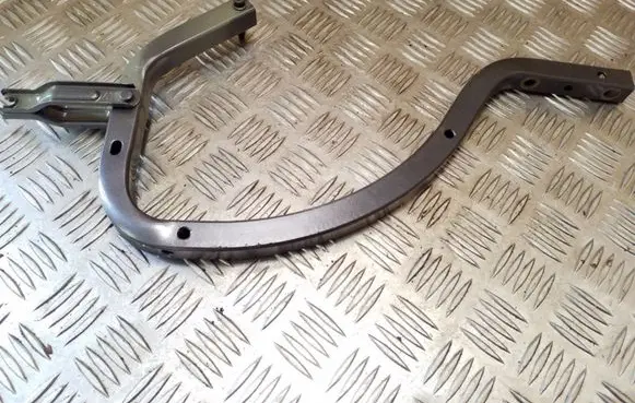 Toyota Avensis T270 Tailgate/trunk/boot hinge
