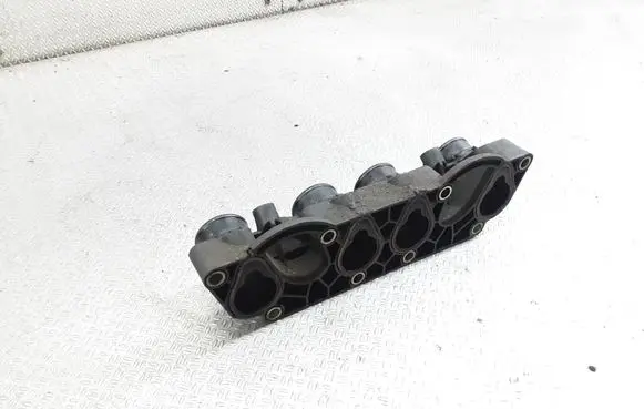 Audi A4 S4 B6 8E 8H Intake manifold 06B133200D